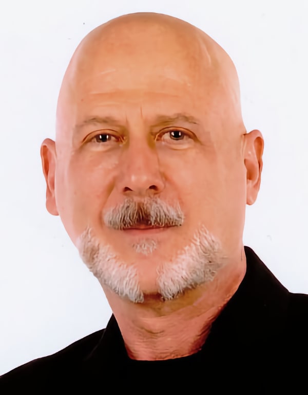 Photo of Robert Sheavly